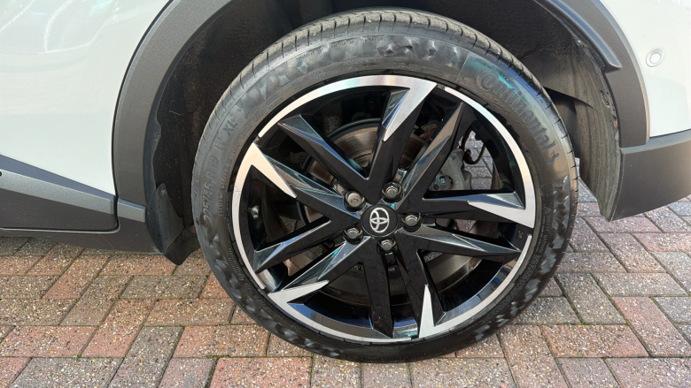 Toyota C-HR 2.0 Hybrid GR Sport 5dr CVT Hybrid Hatchback